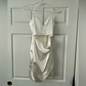 Women’s White Silk Bodycon Windsor Cutout Dress, size Large